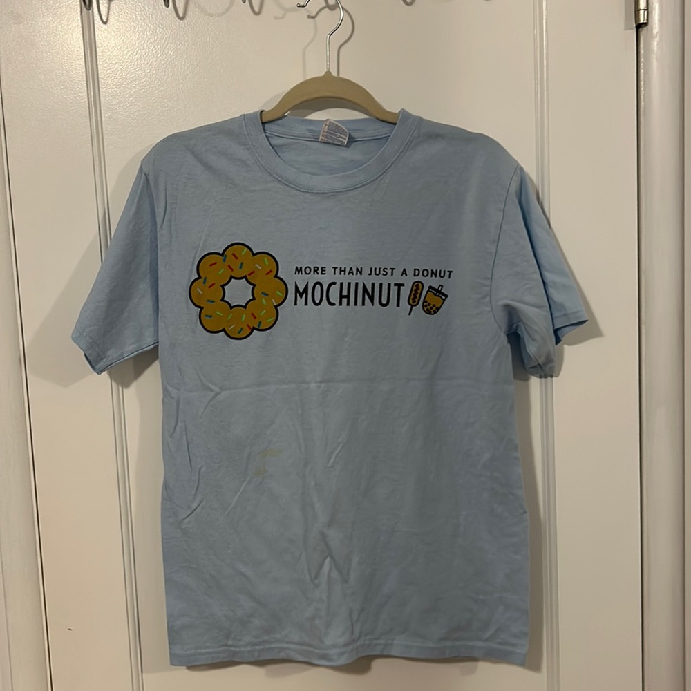 Mochinut Blue Logo Short Sleeve T-shirt Size Medium